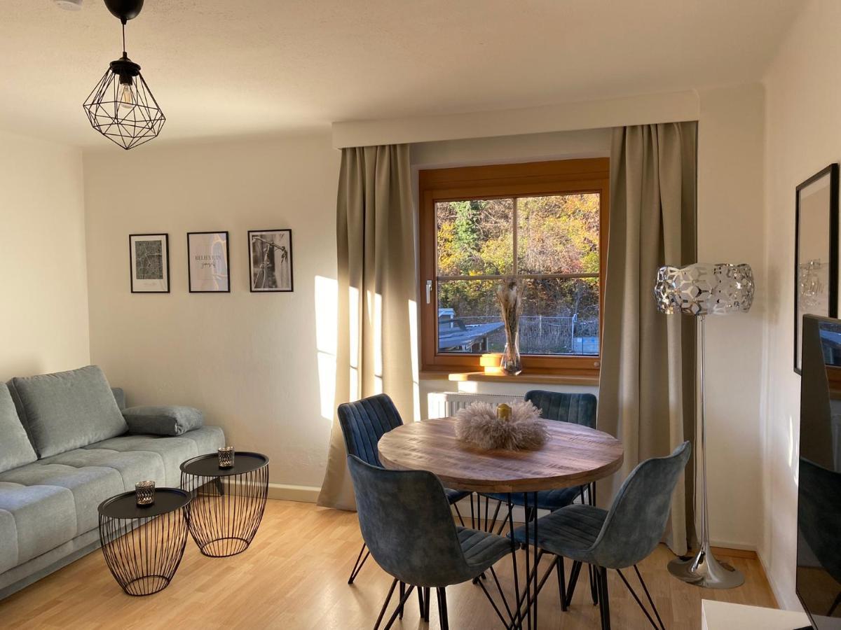 Gemuetliche Wohnung Mit Gartenblick Innsbruck Exteriör bild